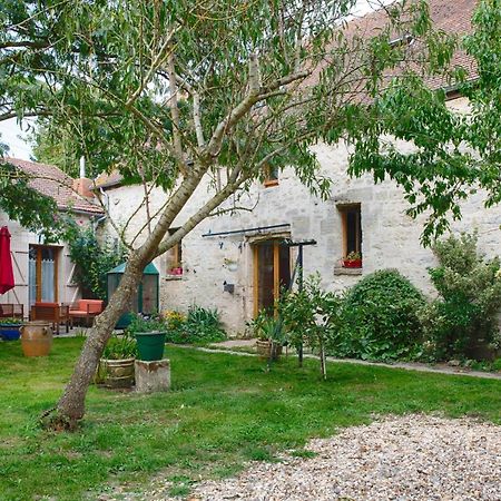 Appartement La Ferme Des Nonains à Montjavoult Extérieur photo