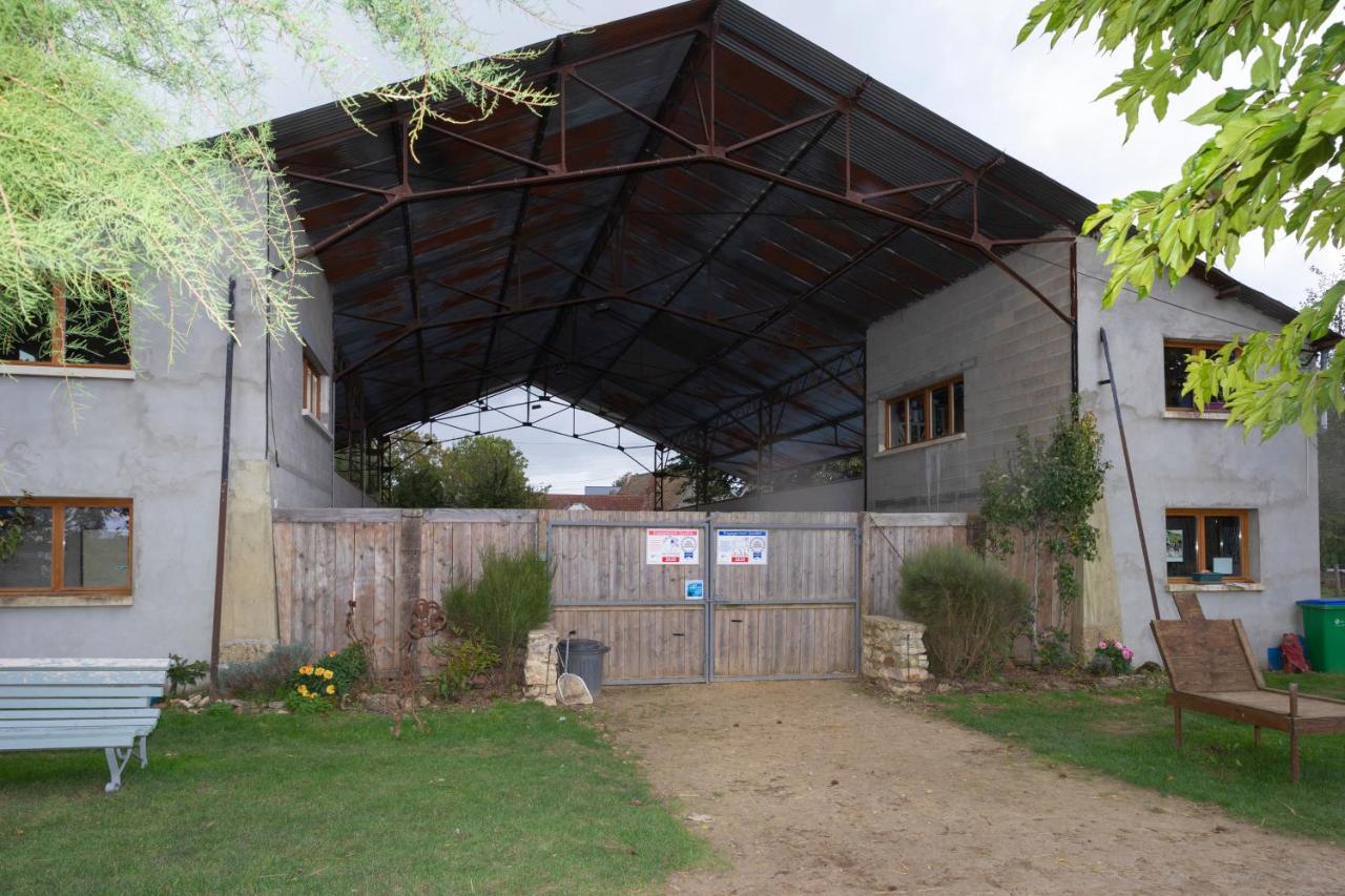 Appartement La Ferme Des Nonains à Montjavoult Extérieur photo