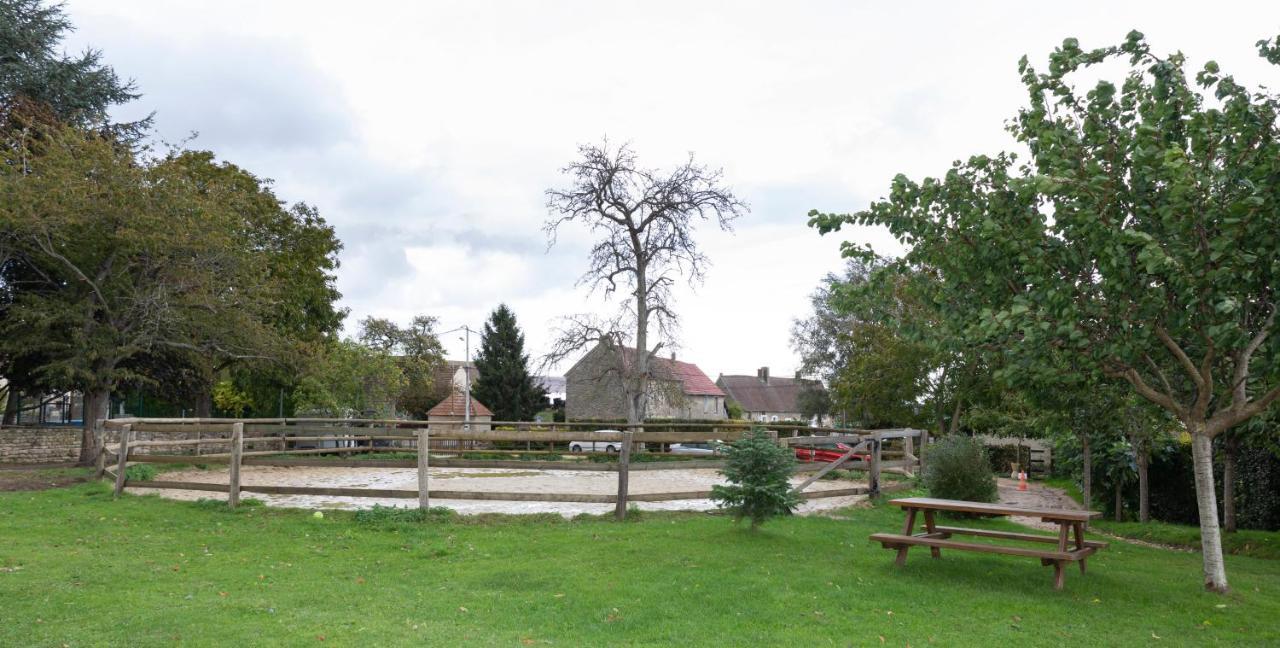 Appartement La Ferme Des Nonains à Montjavoult Extérieur photo
